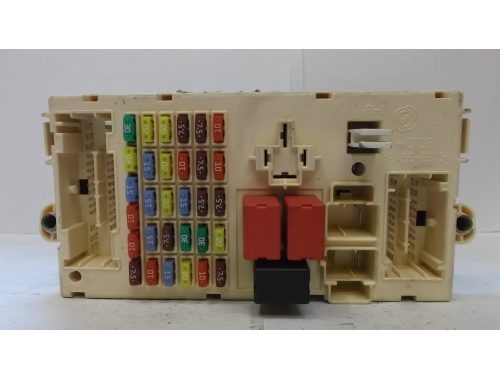 Centralina Scatola Porta Fusibili Alfa Romeo 147 / GT