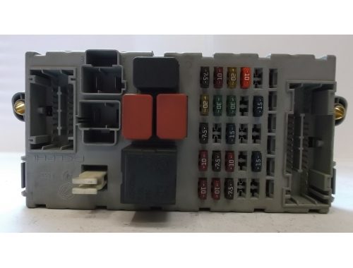 Centralina Scatola Porta Fusibili Fiat Punto 188