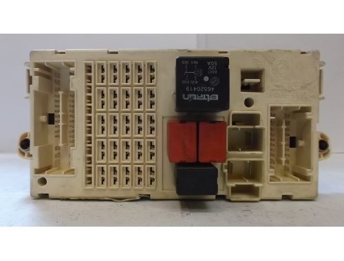 Centralina Scatola Porta Fusibili Fiat Punto 188