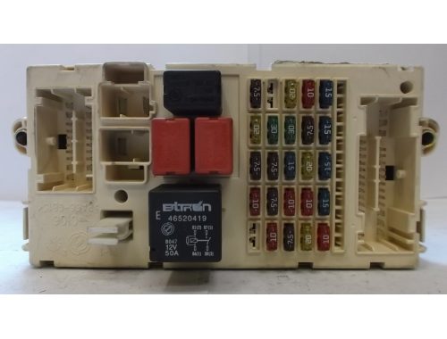 Centralina Scatola Porta Fusibili Fiat Punto 188