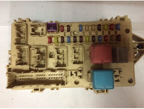 Centralina Scatola Porta Fusibili Toyota Corolla Verso