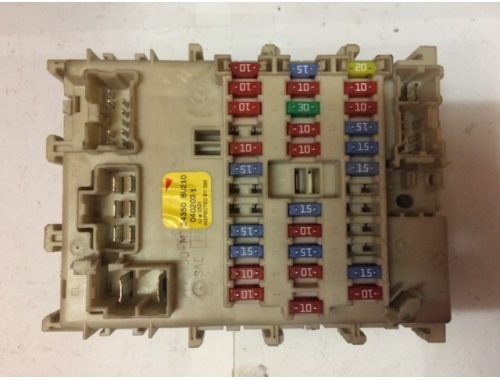 Centralina Scatola Porta Fusibili Nissan Almera Tino
