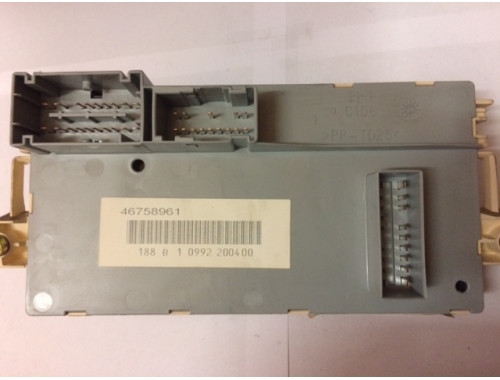 Boîtier à fusibles Fiat Punto 46767353NPL