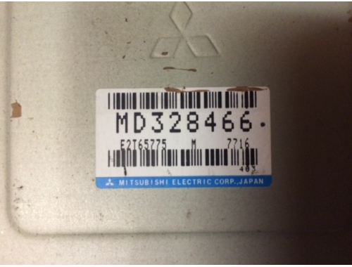 Calculateur moteur Mitsubishi Colt MD328466