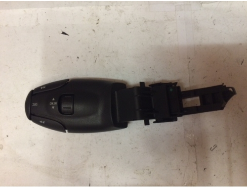 Commande Radio Volant Peugeot 206 344720053