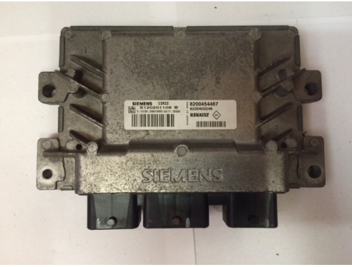 Centralita de motor Renault Clio SIEMENS:S120201108B