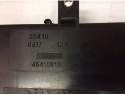 Calculateur Commande de climatisation Fiat Punto 46410810