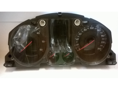 Combiné d'instruments Volkswagen Passat V0002000