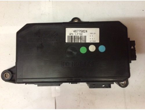Fensterheber-Steuergerät Sx Fiat Stilo 46775024