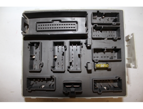 Boîtier à fusibles Ford Transit 518774302