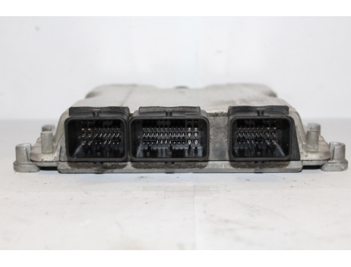 Calculateur moteur Fiat Ulysse BOSCH:0281011608