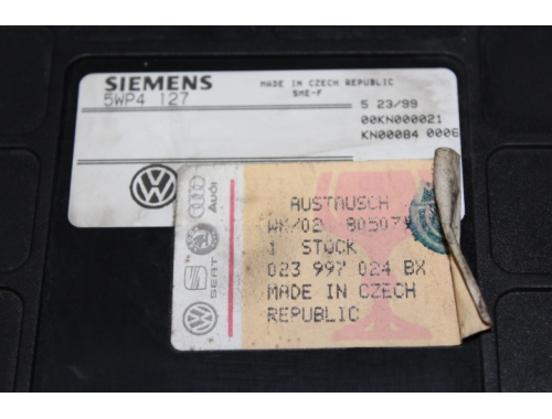 Motorsteuergerät Volkswagen Transporter SIEMENS:5WP4127