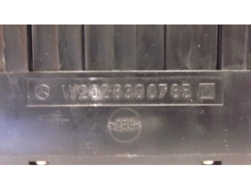 Commande de climatisation Mercedes C230 W202 W2028300785