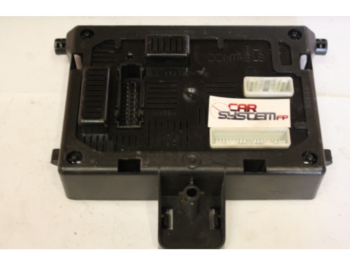 UCH Renault Clio 8200652284 28118774-7A