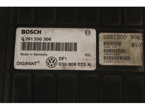Motorsteuergerät Volkswagen Polo BOSCH 0261200306