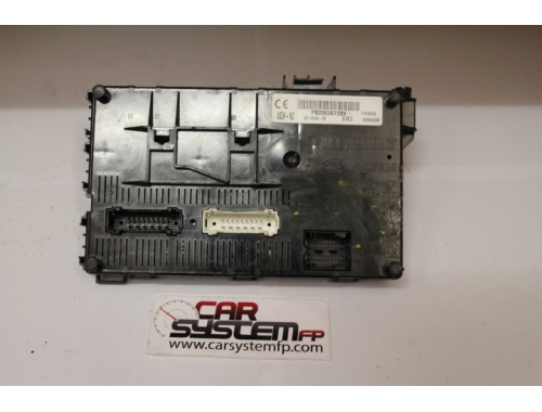 UCH Renault Clio SAGEM:P8200387289