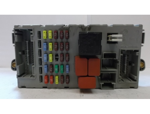 Boîtier à fusibles Fiat Idea / Lancia Musa 51799306