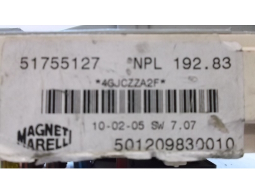 Centralina Scatola Porta Fusibili Fiat Stilo MAGNETI MARELLI:51755127