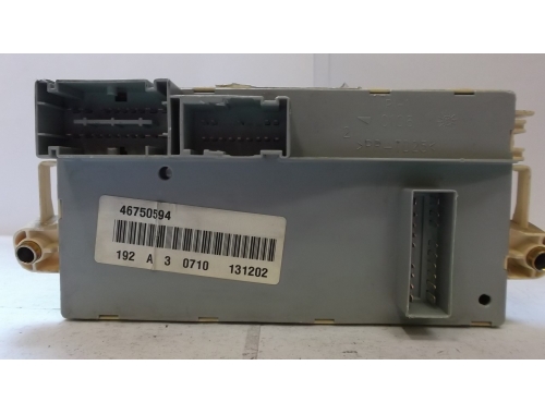 Sicherungskasten Fiat Stilo MAGNETI MARELLI:51715848