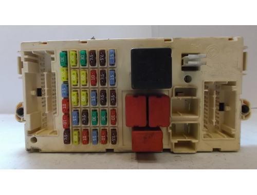 Caja de fusibles Alfa Romeo 159 / Brera MAGNETI MARELLI:60681000