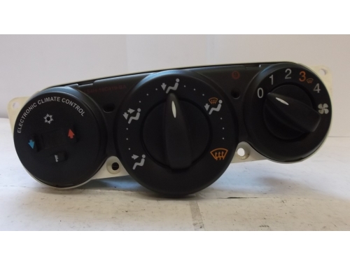 Commande de climatisation Ford Focus 98AB18C419