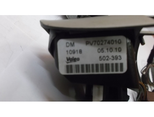 Commandes Volant Fiat Grande Punto PV70274010 VALEO 502-393