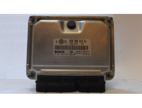 0281010977 BOSCH Centralina Motore VOLKSWAGEN GOLF 4