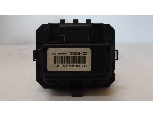 Centralita de ventilador Renault Megane T1000034Z-C02