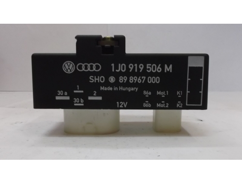 Calculateur de centralisation Volkswagen Golf 4 898967000