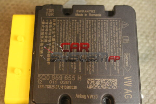 Calculateur airbag AUDI A3 5WK44792 5Q0959655N