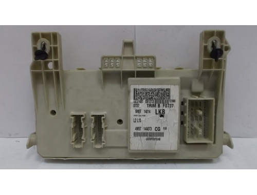 Boîtier à fusibles Ford Focus 6M5T14014