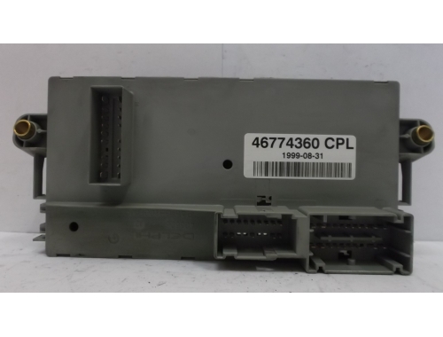 Boîtier à fusibles Fiat Punto 46774357