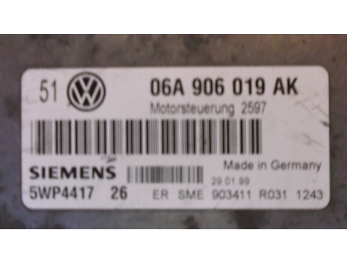 Calculateur moteur Volkswagen Golf SIEMENS:5WP441726