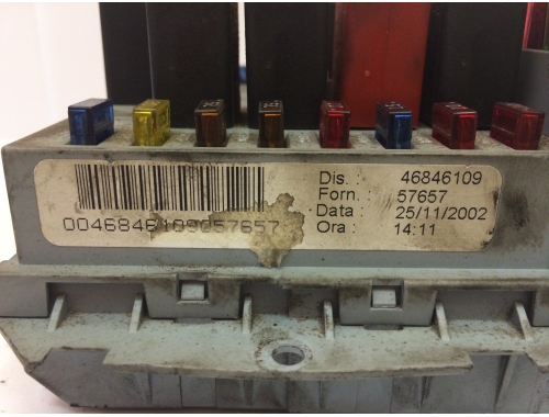 Sicherungskasten Fiat Punto 46846109