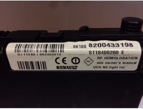 UCH Renault Megane S118400260E