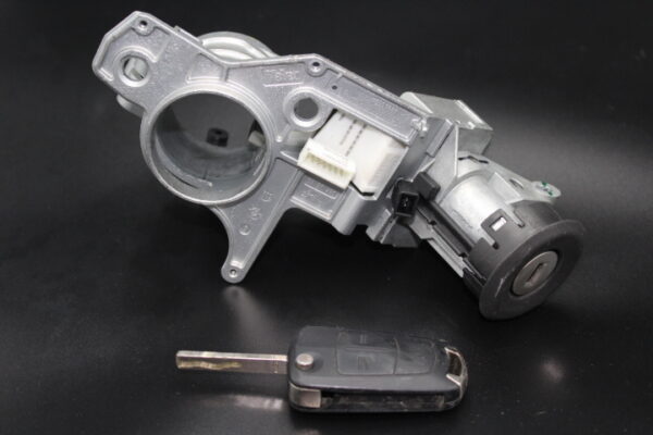 Conmutador de encendido Opel Astra con Antena , una Llave con mando a distancia dos Teclas VALEO N0501882
